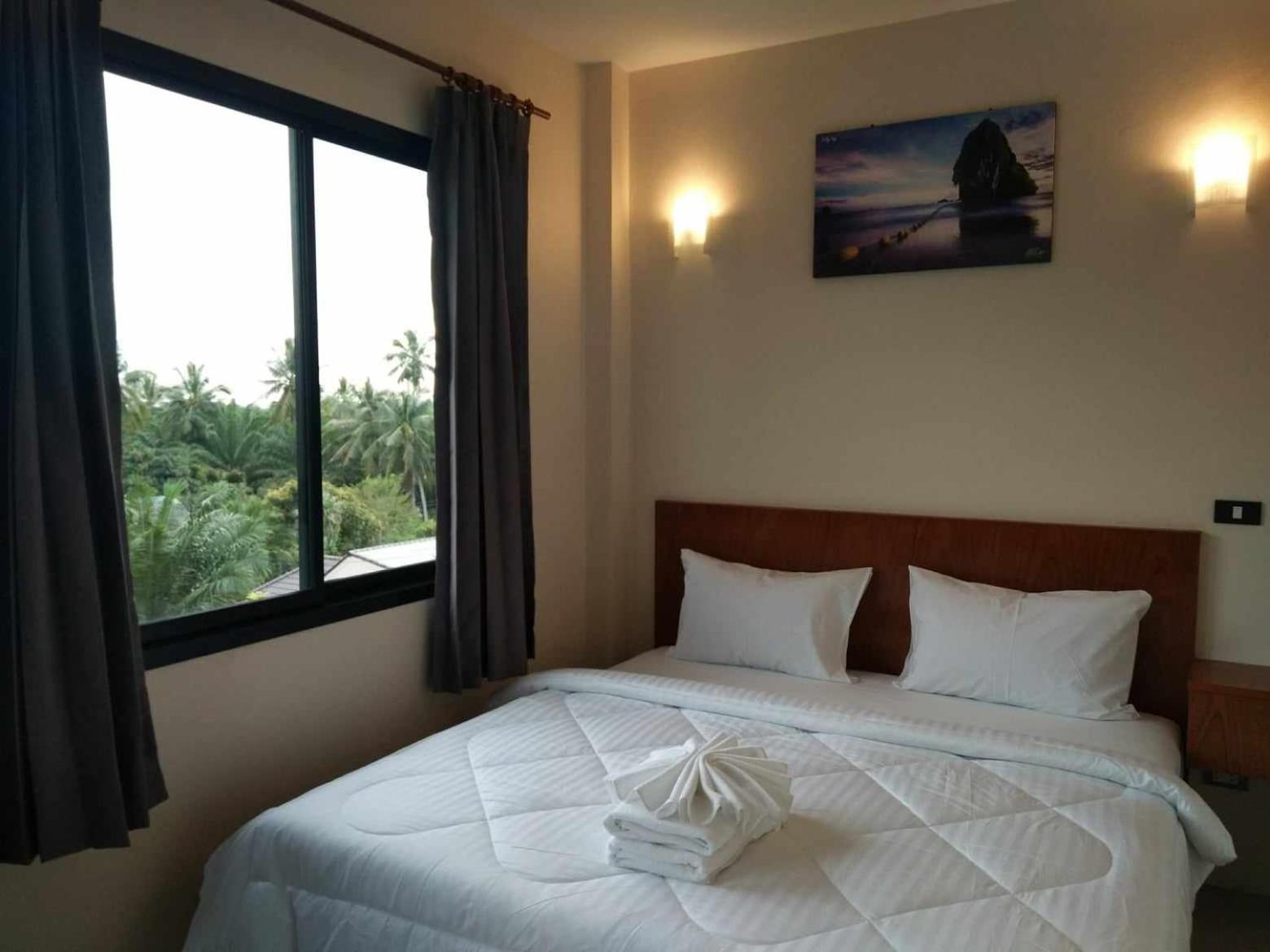 Sj House Hotel Aonang Ban Khlong Haeng Extérieur photo