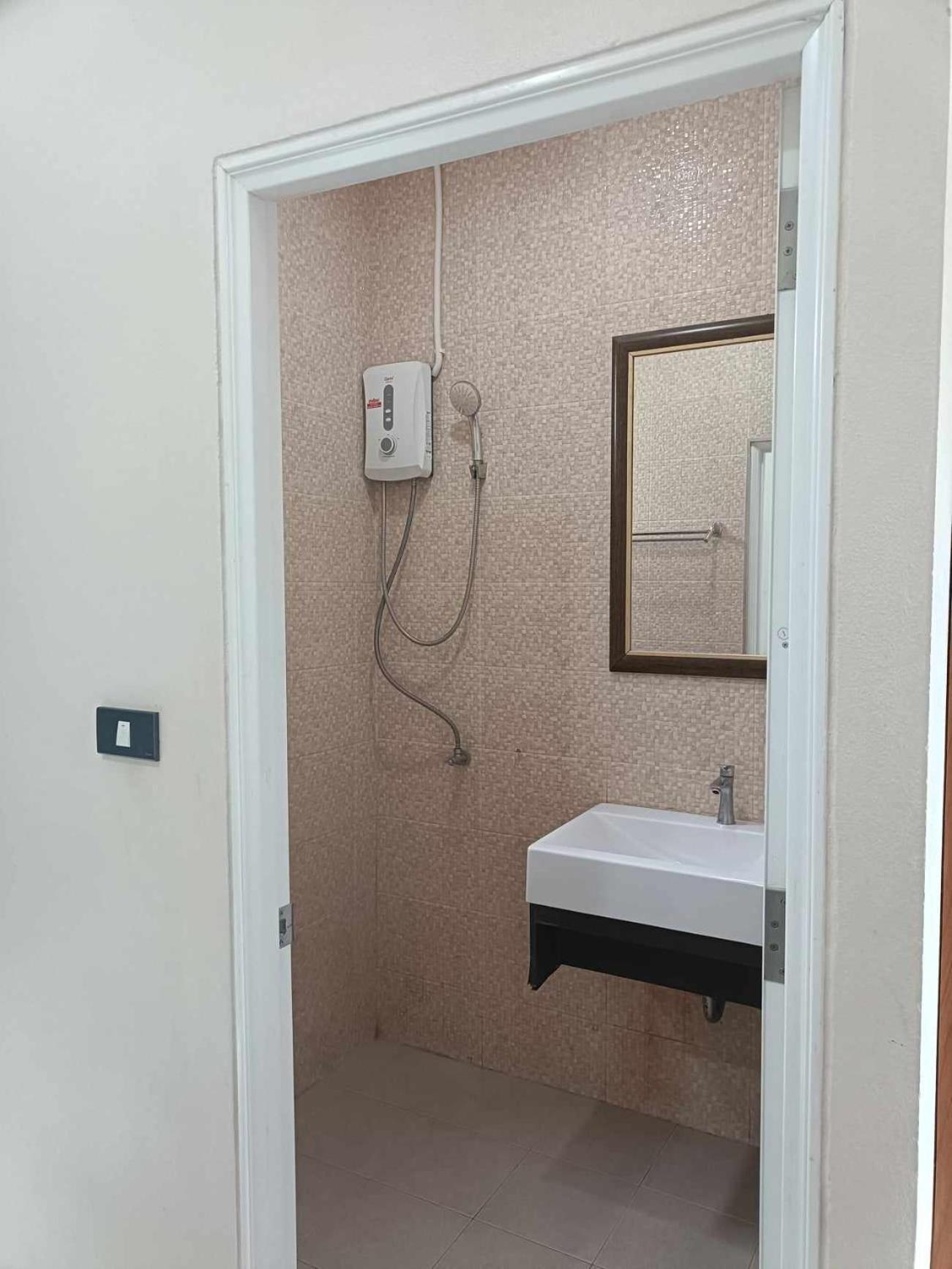 Sj House Hotel Aonang Ban Khlong Haeng Extérieur photo
